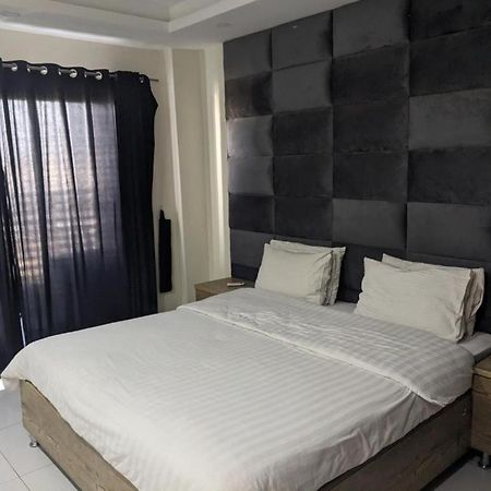 Lavish Hotel Rawalpindi Exterior foto